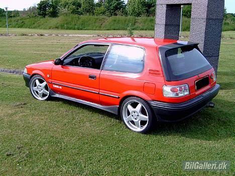 Toyota Corolla 1.6 Gsi - SOLGT billede 9