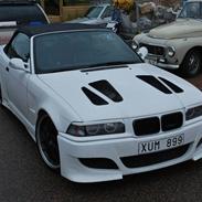 BMW 325i, E36 Cab