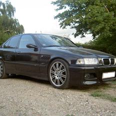 BMW E36 318i - 120HK