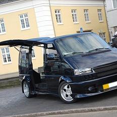 VW Transporter " BYTTET "