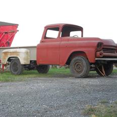 Chevrolet Apache TILSALG