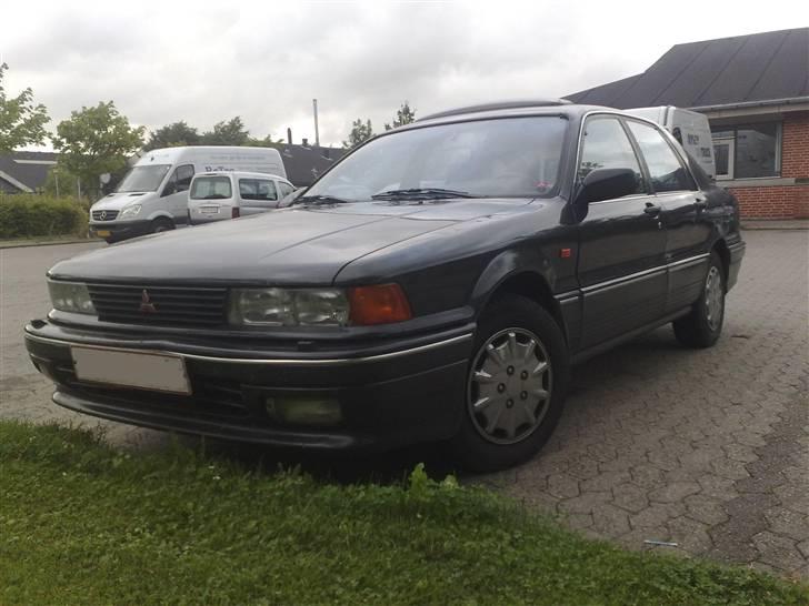 Mitsubishi Galant 2.0 Glsi (Skrottet billede 3