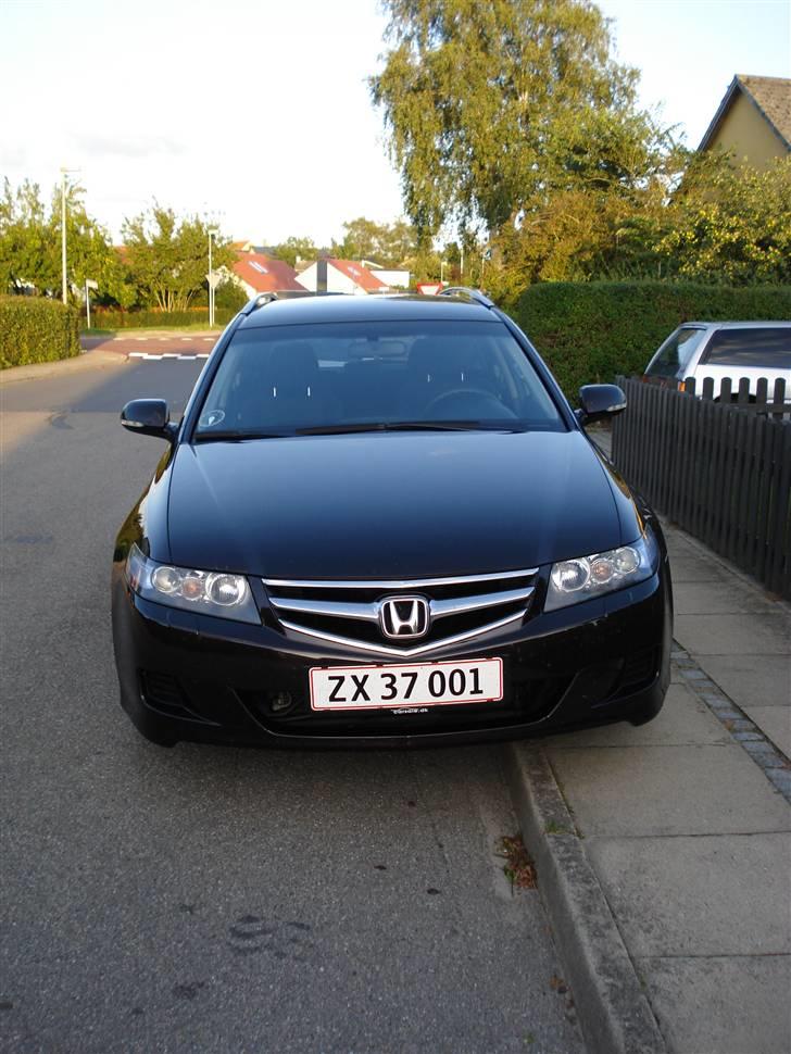Honda Accord tourer billede 2