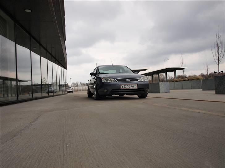 Ford Mondeo Trend billede 8