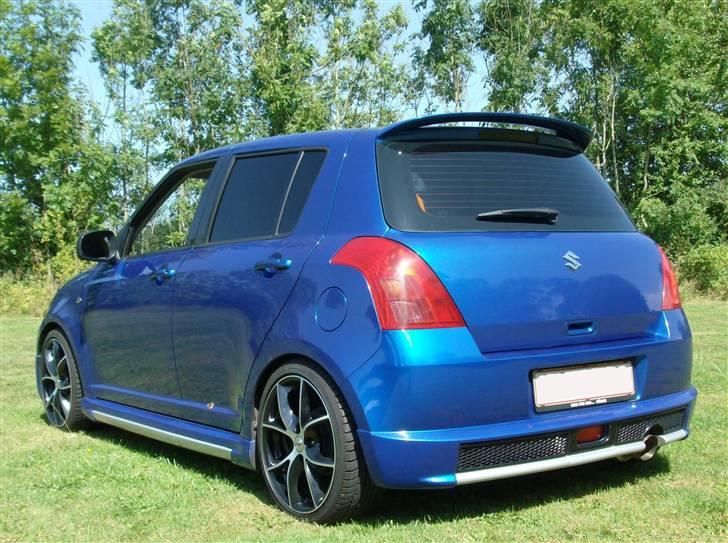 Suzuki Swift 1,3 gl-x 5 dørs - Shiny :) billede 10