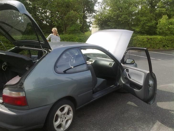 Toyota corolla E10 billede 3