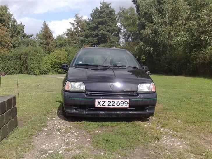 Renault Clio 1,4S SOLGT - Den nye hjælm til dytten 12/8-09 billede 10