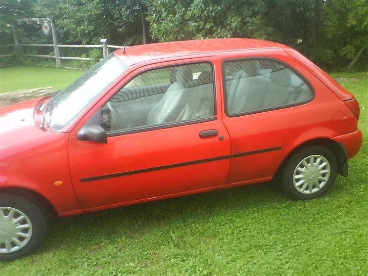 Ford fiesta 1,25 solgt billede 4