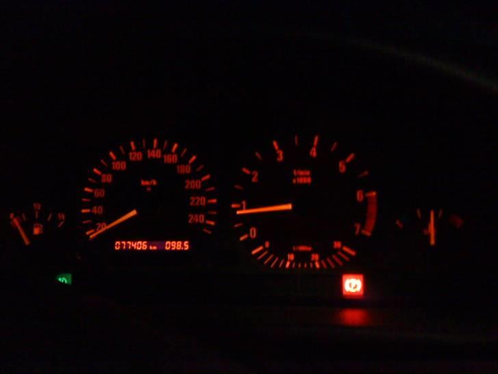 BMW E36 318i - 120HK billede 4