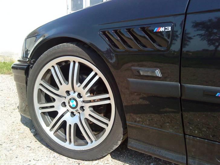 BMW E36 318i - 120HK billede 5