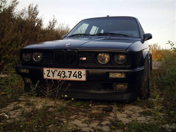 BMW E30 335i Touring *Solgt* billede 3