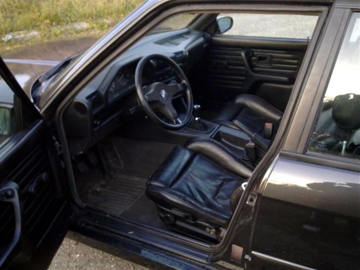 BMW E30 335i Touring *Solgt* billede 14