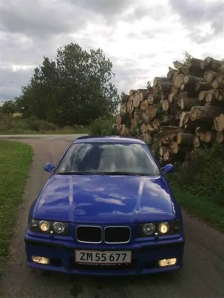 BMW E36 325 billede 2