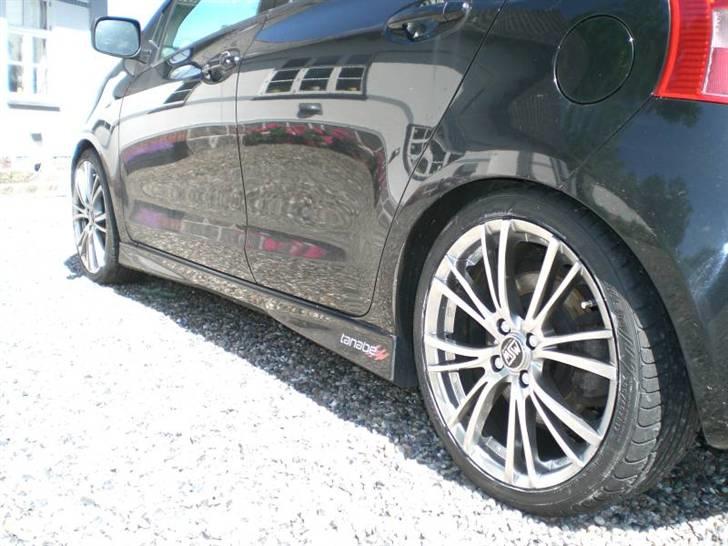 Toyota Yaris 1,3 Sol 5d SOLGT billede 17