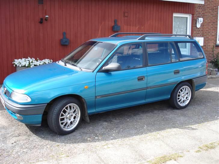 Opel Astra stationcar club billede 1