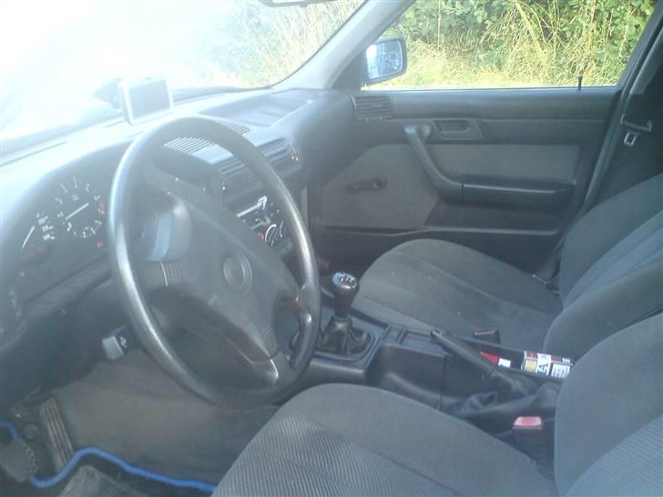 BMW E34 518i SOLGT billede 6