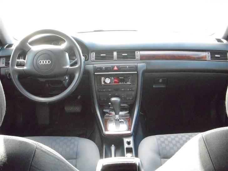 Audi A6 2.4 Tript "solgt" billede 19
