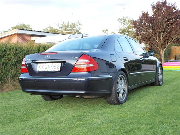 Mercedes Benz E 320 Avantgarde billede 8