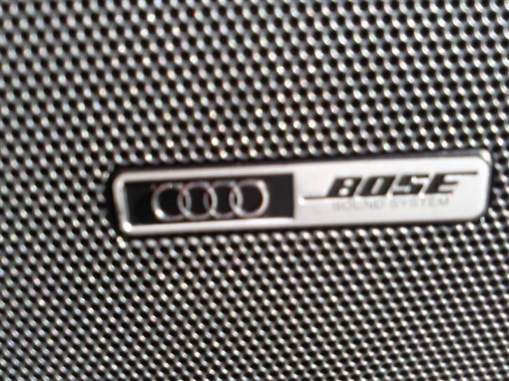 Audi A4 2.5 TDI Quattro billede 9