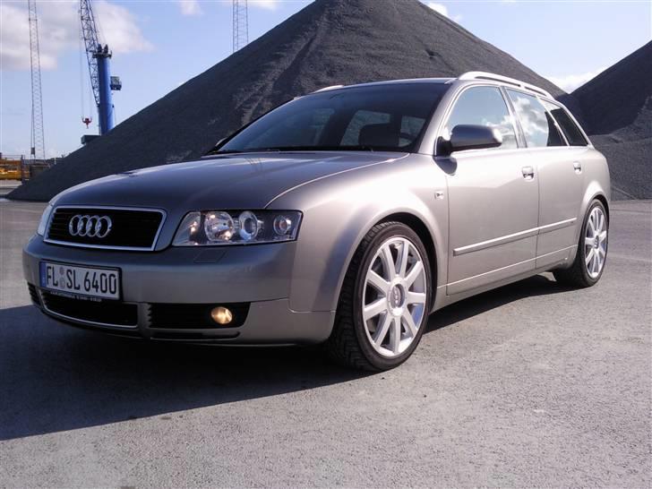 Audi A4 2.5 TDI Quattro billede 18