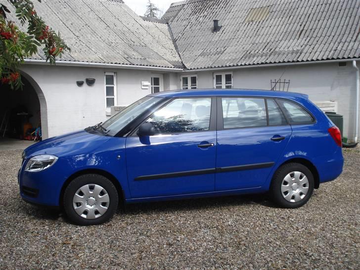 Skoda Fabia Combi (TOTALSKADET) billede 2