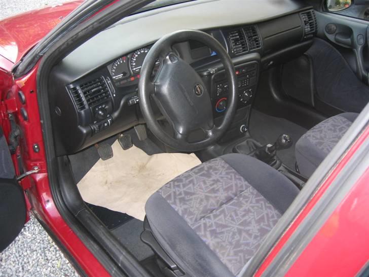 Opel Vectra B Total Skadet billede 5