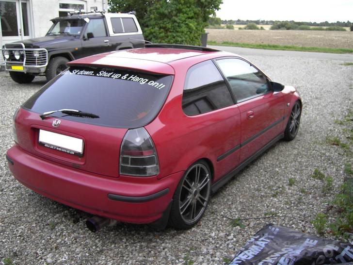 Honda Civic 1,6 VTI *Solgt* billede 15