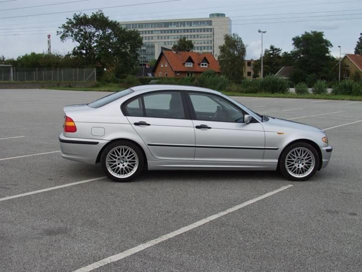 BMW 320d billede 2