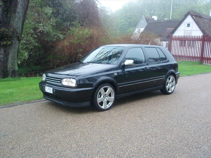 VW Golf 3 VR6 - Solgt billede 2