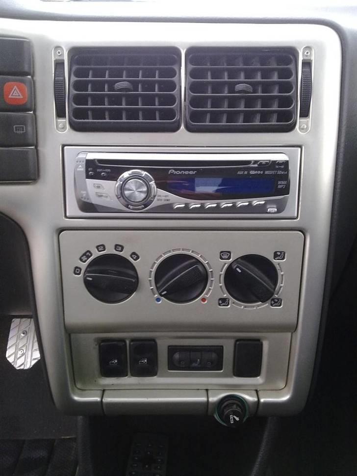 VW Polo 6n 1,6 8v = TOTALSKADET billede 8