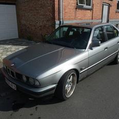 BMW E34 525iA M50B25**Solgt**