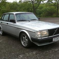 Volvo 240 GL *SOLGT*