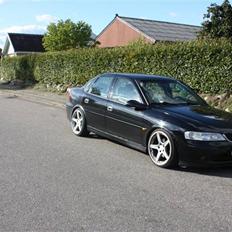 Opel  Vectra B v6 
