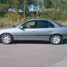 Opel Omega 2,5 V6 auto.
