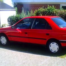 Peugeot 405 GLX (SOLGT)