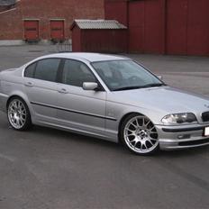 BMW 318i *solgt*