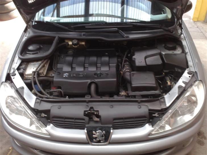 Peugeot 206 2.0 HDI XS - Solgt billede 3