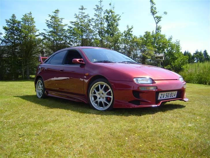 Mazda 323 F GLX billede 5