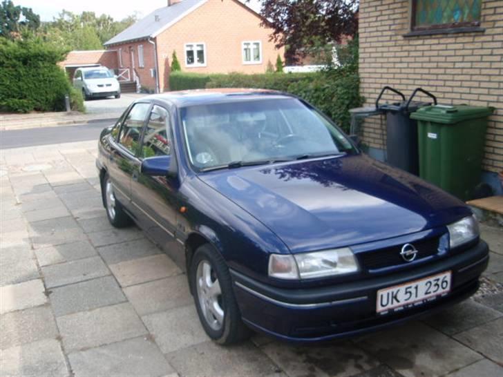 Opel Vectra A Død 11/01-2013 billede 1