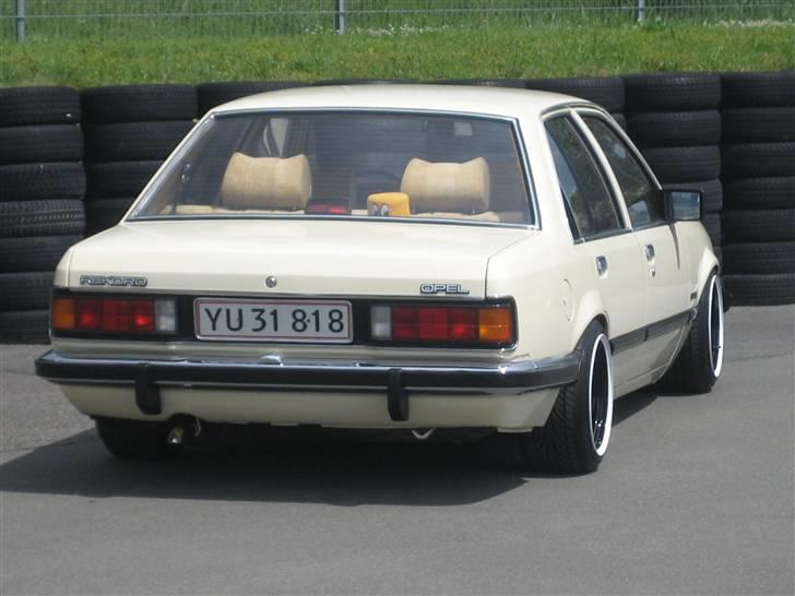 Opel Rekord E1 Berlina (Solgt) billede 13