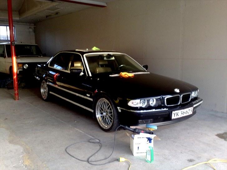 BMW ------ 740d - E38 ------- billede 13