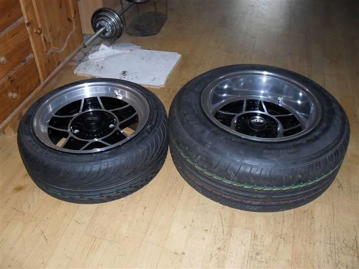 VW beach buggy - 7x15 et16 for fælge med 185/45/15 og 9x15 et-19 bag fælge med 215/60/15 som skulle have haft været monteret hvis jeg hade beholdt den billede 13