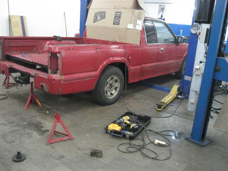 Mazda B2500 Acrophobia billede 10