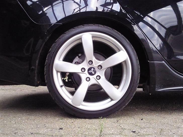 Mitsubishi lancer 1.8 solgt billede 7