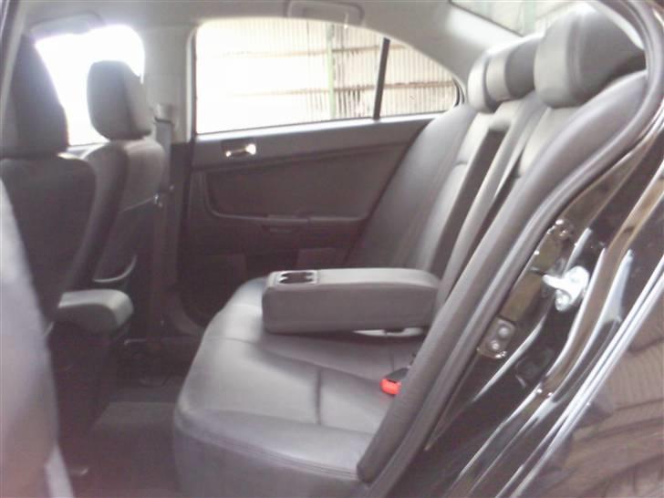 Mitsubishi lancer 1.8 solgt billede 8