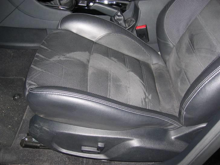 Ford Mondeo 2.0 TDCI TitaniumX - Forsæde - Læder/Alcantara + 8 vej elstyret billede 5