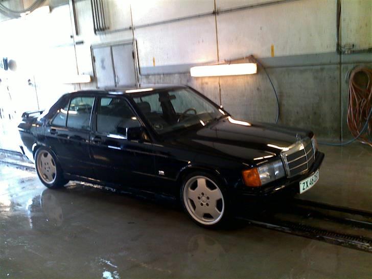 Mercedes Benz 190 - det færdige resulstat af et års arbejde billede 1