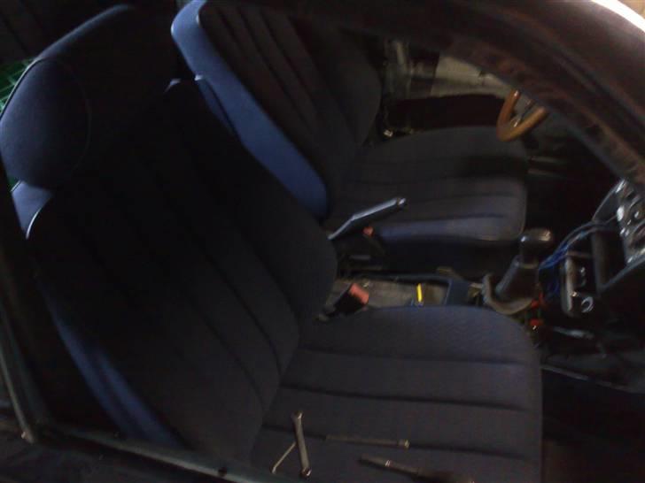 Mercedes Benz 190 - kabinen ikke noget vildt billede 11