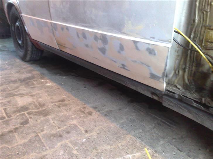 Mercedes Benz 190 billede 14