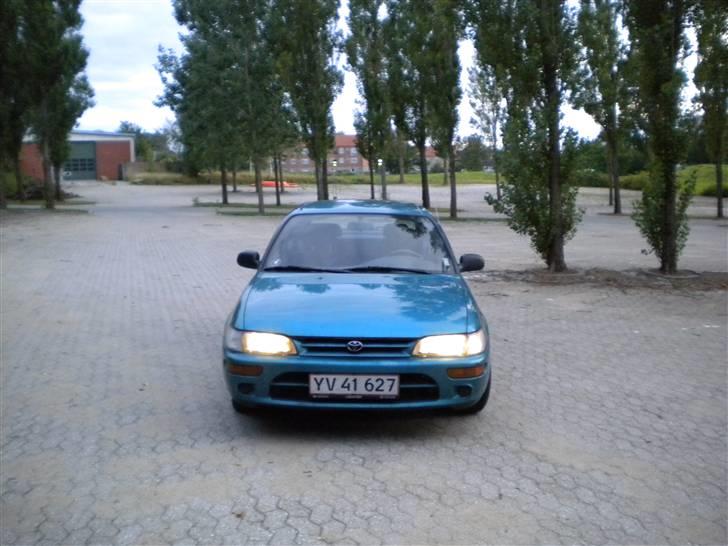 Toyota Corolla XLI TOTALSKADET billede 9